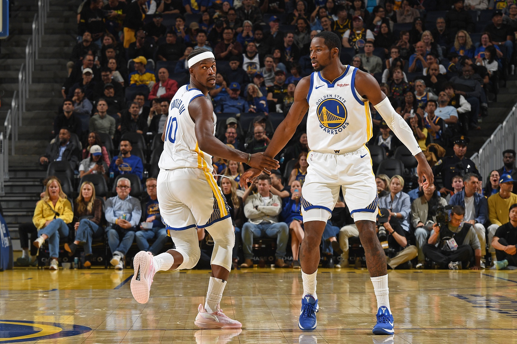 开云体育下载-36岁的巴特勒重伤赛季报销 库明加能否拯救奄奄一息的勇士王朝？